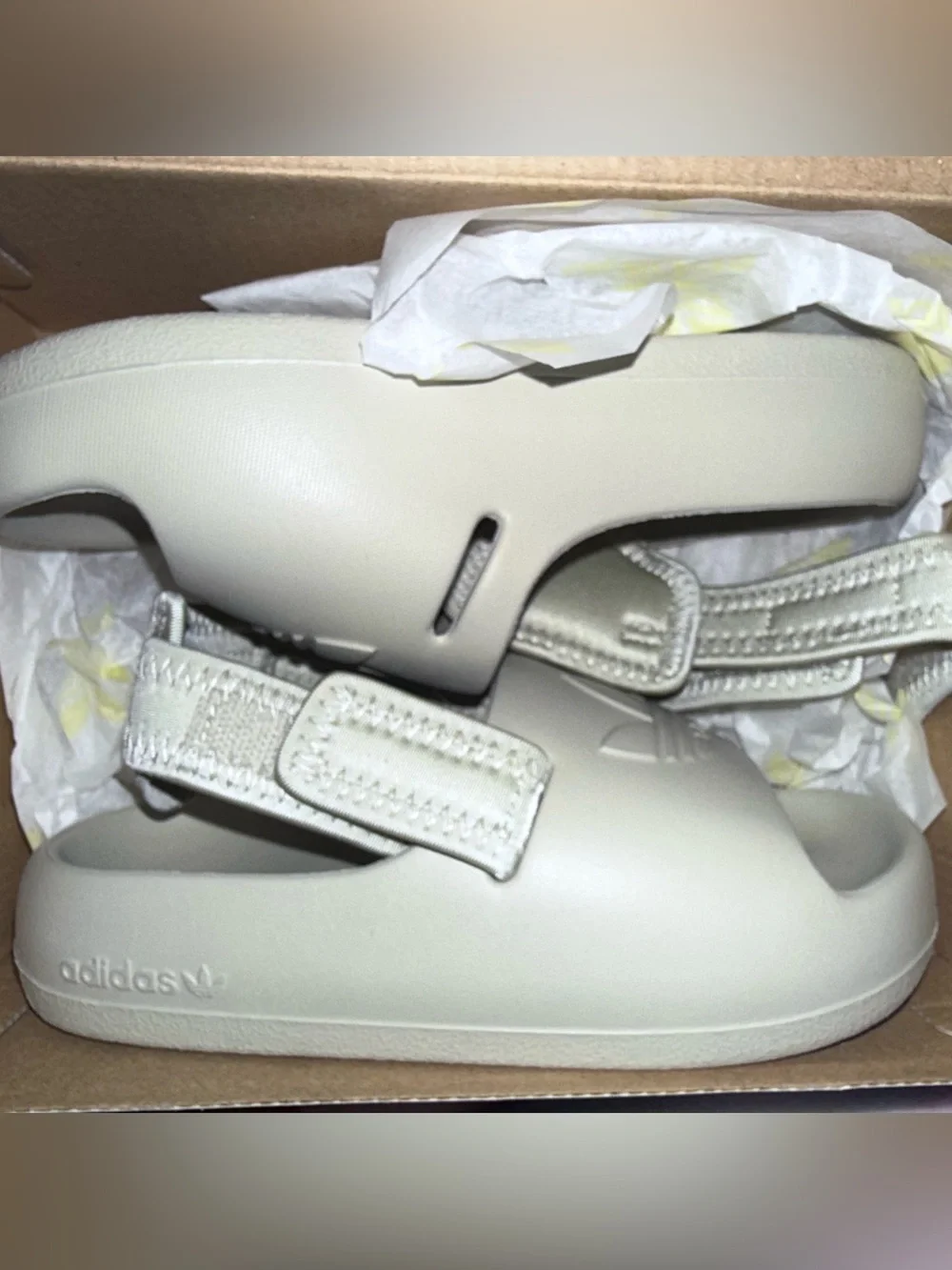 NWT adidas Kids Adifom Adilette C Slide in Beige Neutral, Size 11K